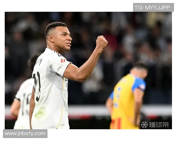 西甲联赛中的中国足球明星们如何在欧洲舞台上闪耀光芒 西甲联赛中的中国足球明星们如何在欧洲舞台上闪耀光芒