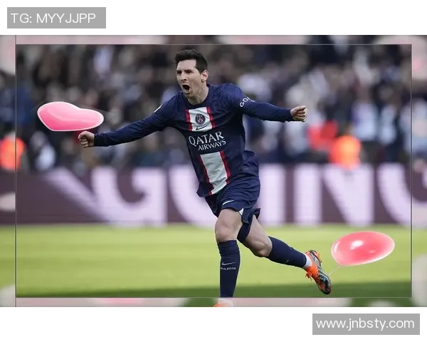 足球明星的场上怪癖揭秘：那些让人哭笑不得的独特习惯与信仰