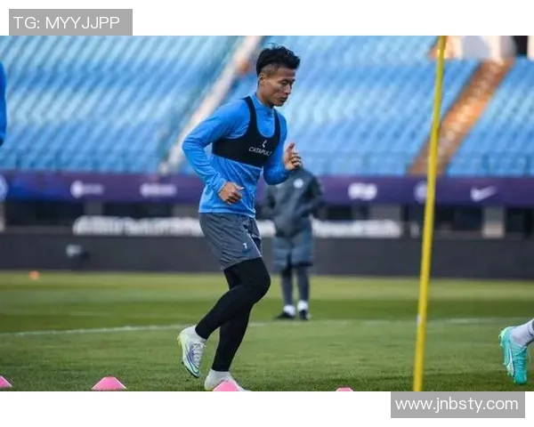 广州网球队以87分稳居联赛积分榜首位展现强劲实力