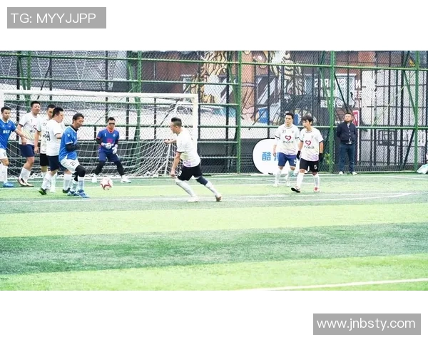 杭州足球队在城市联赛中的技术表现分析与点评 杭州足球队在城市联赛中的技术表现分析与点评