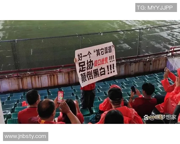 西安羽毛球队耐力争议引发热议球员训练与比赛表现成焦点讨论